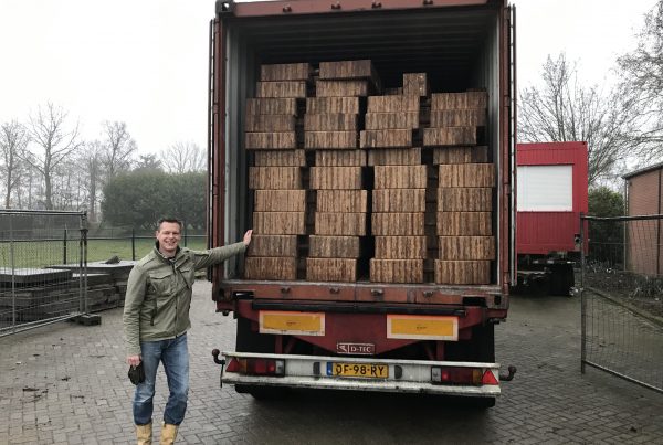 First Crane mats arrive in The Netherlands